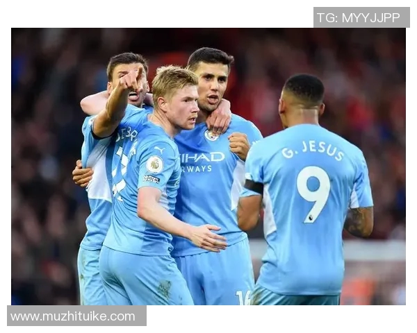 欧冠赛后爆笑金句频出 引发全场观众热烈掌声与欢笑声